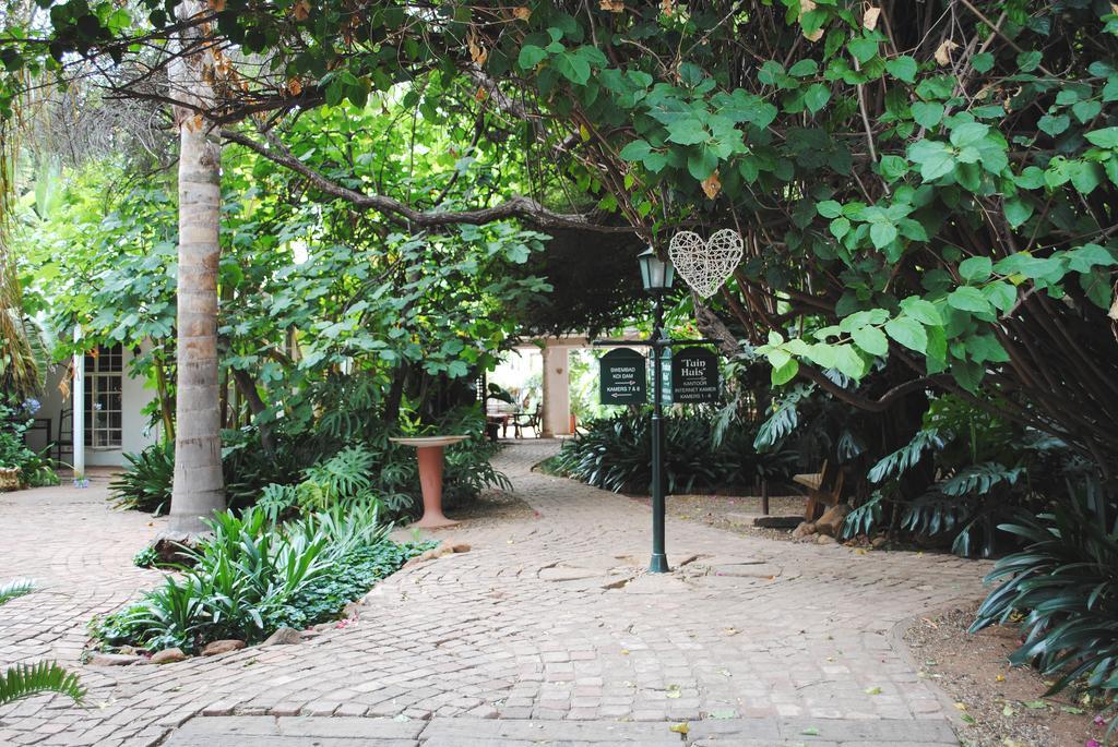 Brooklyn Guesthouses Pretoria Exterior photo