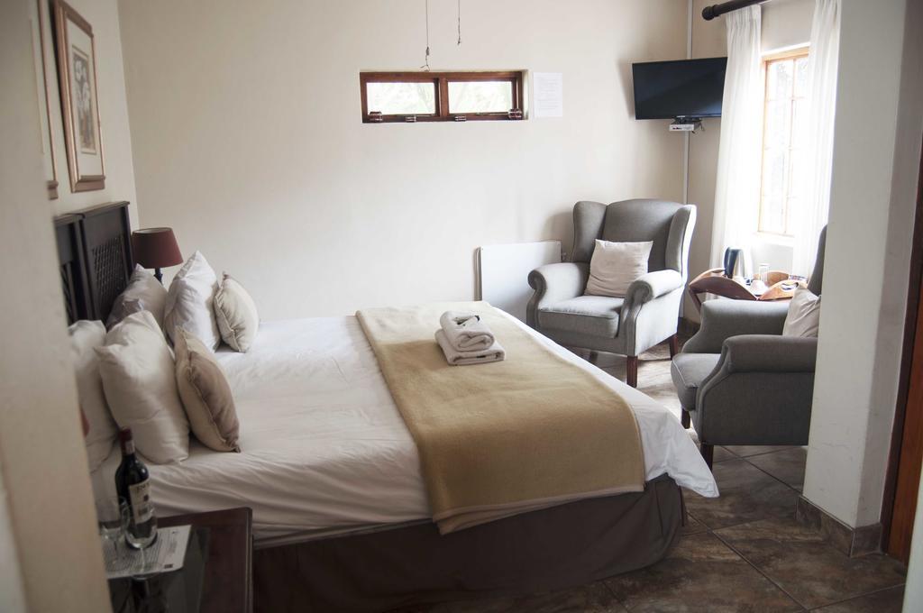 Brooklyn Guesthouses Pretoria Exterior photo